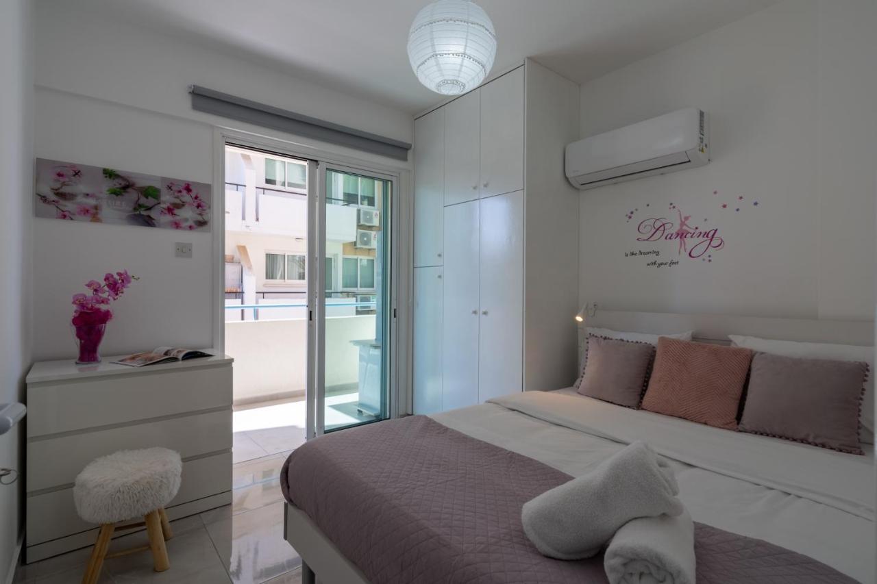 Andrea 3-Bedroom Apt In Mackenzie 拉纳卡 外观 照片